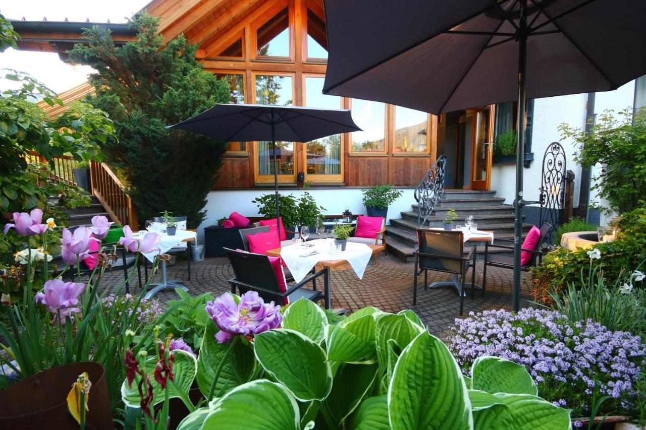 Kia Ora Hotel Restaurant Wagrain Bagian luar foto