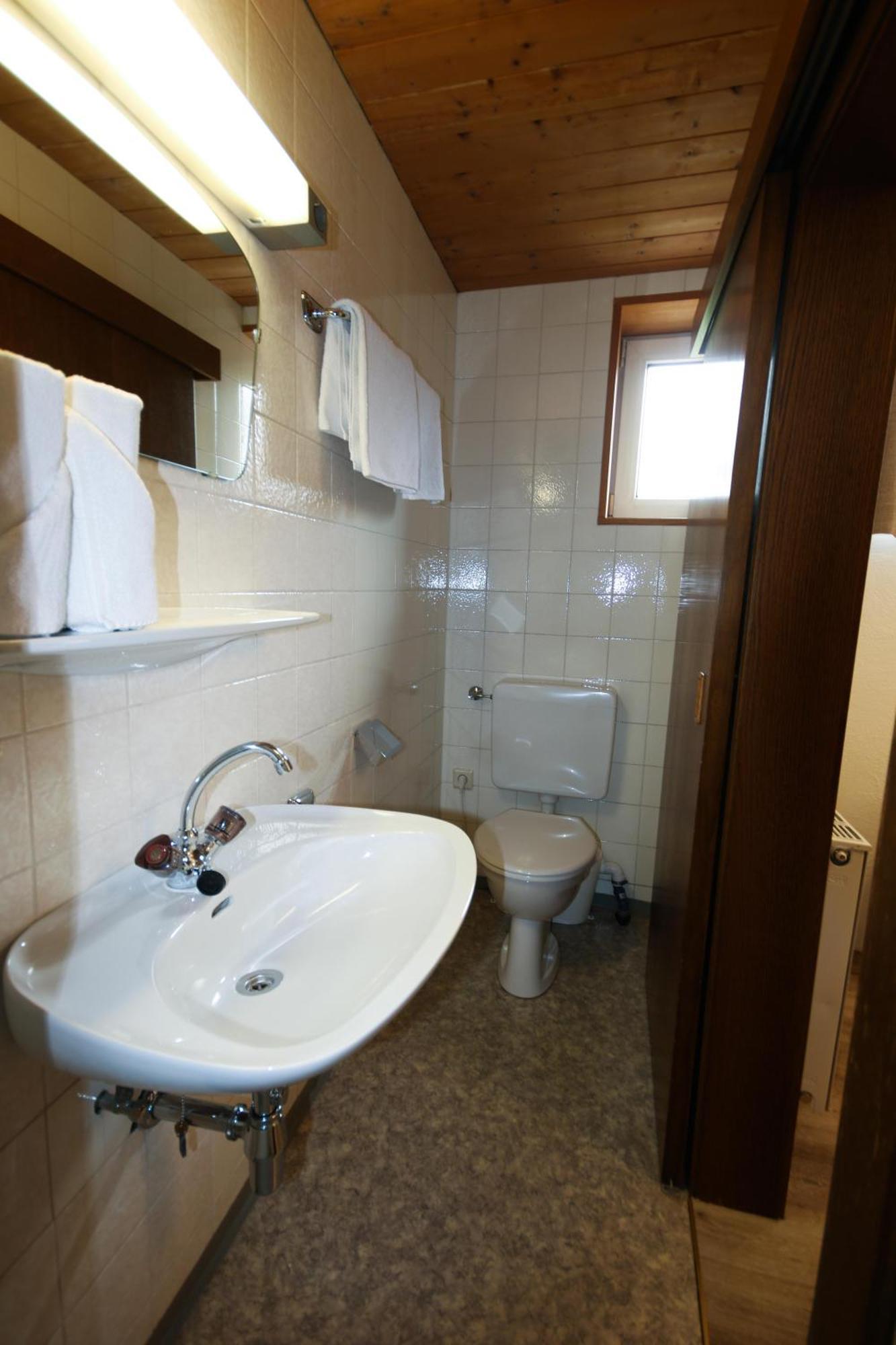 Kia Ora Hotel Restaurant Wagrain Bagian luar foto